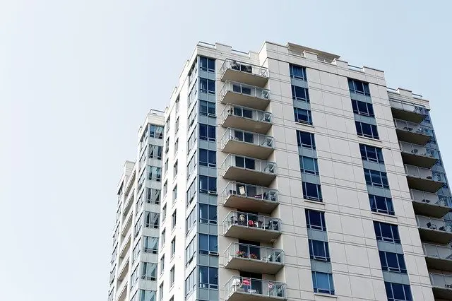 そこで気になるのがマンション・アパートなどの『集合住宅』でも電力会社を変更できるのか?という点です。